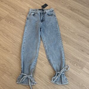 NWT Lioness Stylish High Waisted Blue Jeans w/ Tie Details